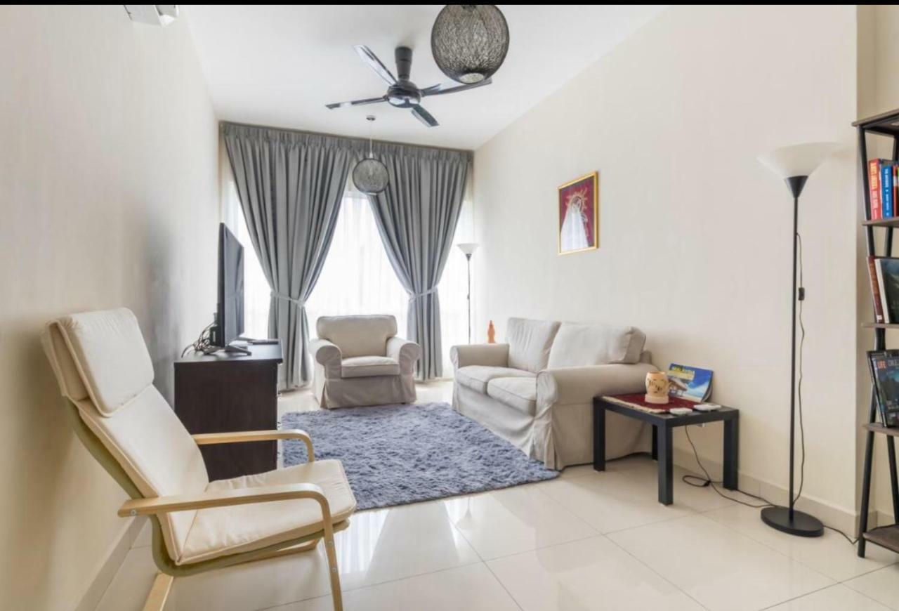 Crest Residence Куала Лумпур Екстериор снимка